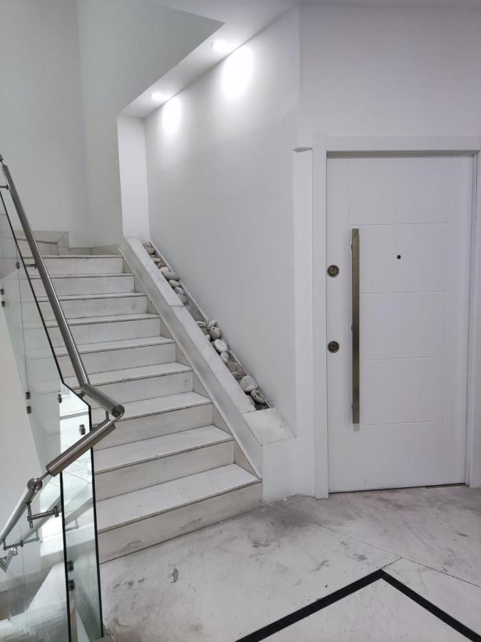 Laiola Apartment Tirana Exterior foto